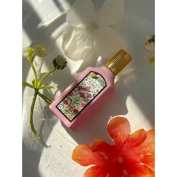 Gucci Flora Gorgeous Gardenia